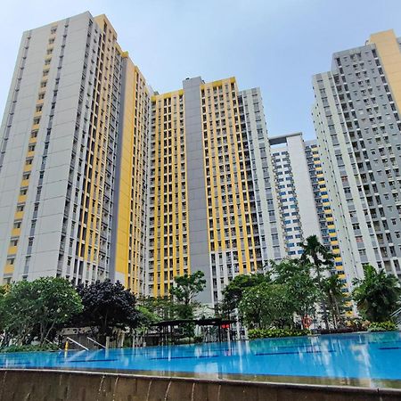 Springlake Summarecon Bekasi Apartement By Rna المظهر الخارجي الصورة